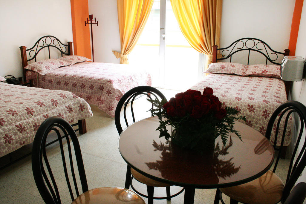 Hotel Normandia Medellín Habitación foto