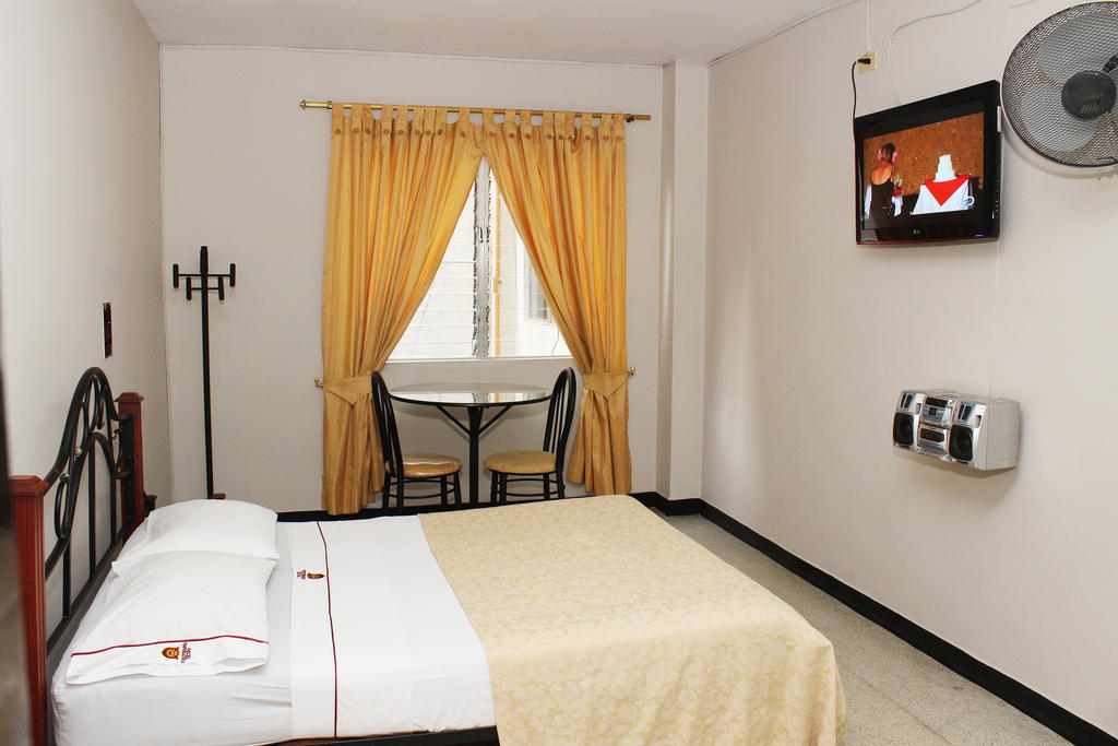 Hotel Normandia Medellín Habitación foto